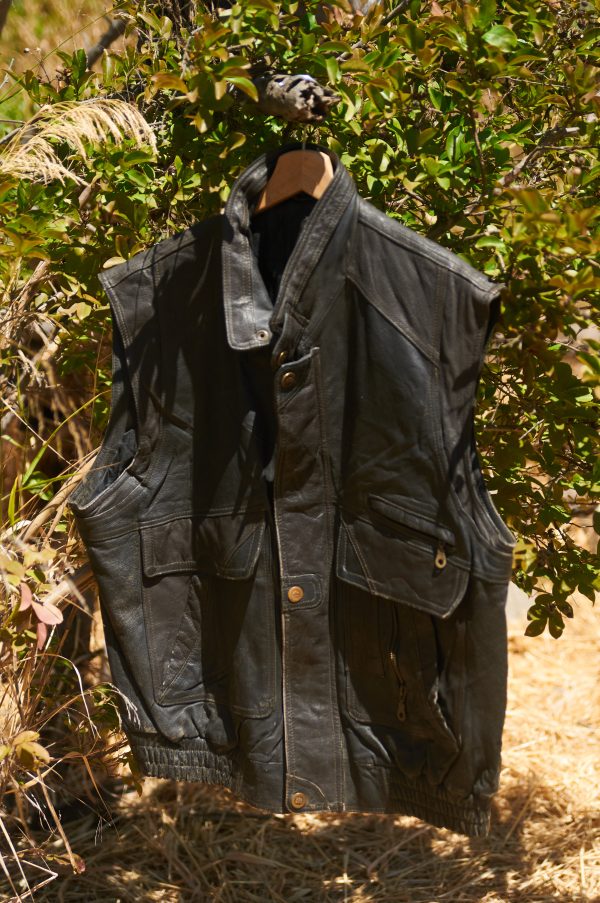 Chaqueta de cuero sin mangas talla L o XL Henrry Morell