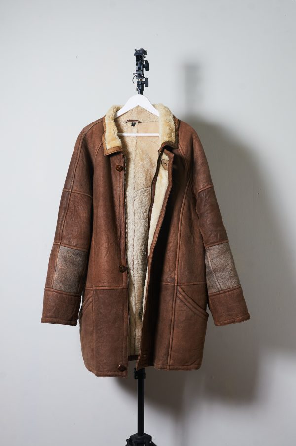 Shearling genuino de cuero y lana de oveja talla 56